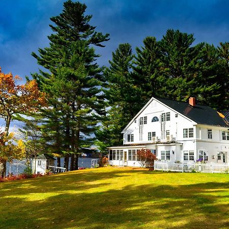 Wolf Cove Inn Poland Bagian luar foto