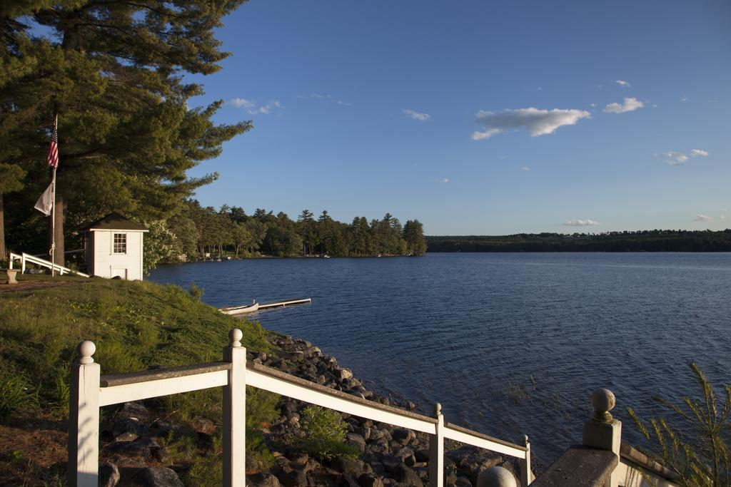Wolf Cove Inn Poland Bagian luar foto