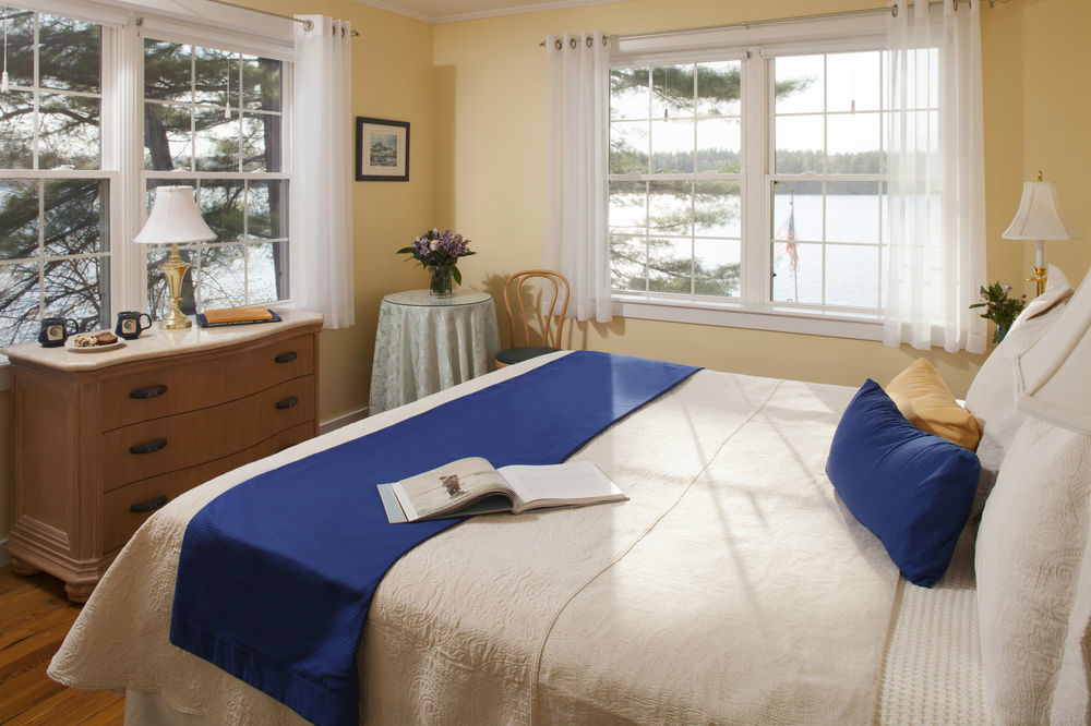 Wolf Cove Inn Poland Bagian luar foto