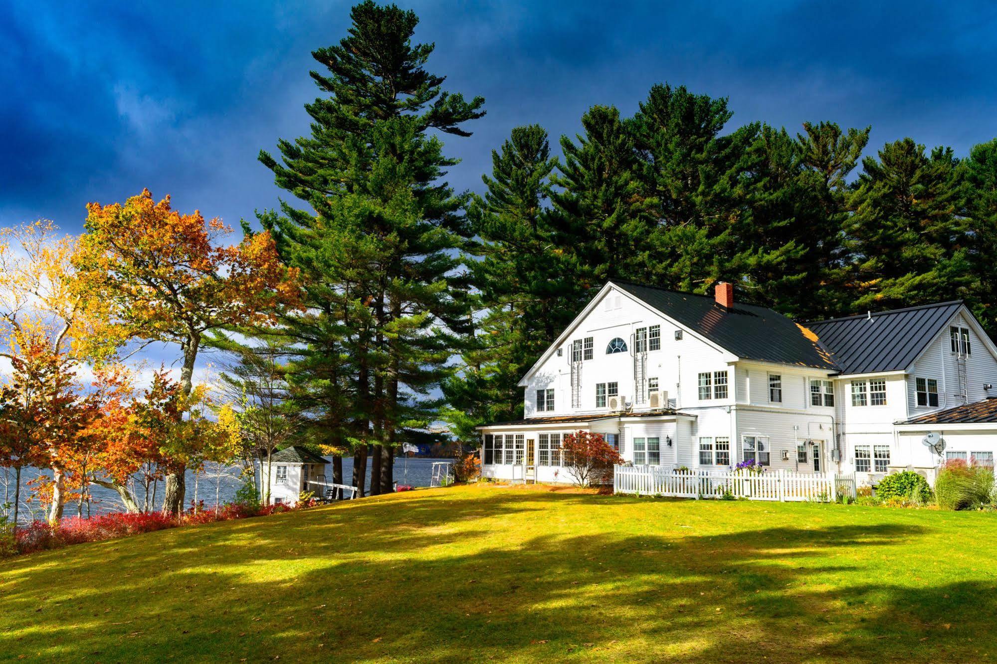 Wolf Cove Inn Poland Bagian luar foto